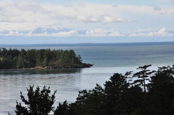 Litoral próximo à Deception Pass, no estado de Washington, oeste dos Estados Unidos